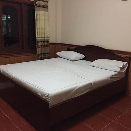 Somsanith 3 Guesthouse Savannakhet Esterno foto